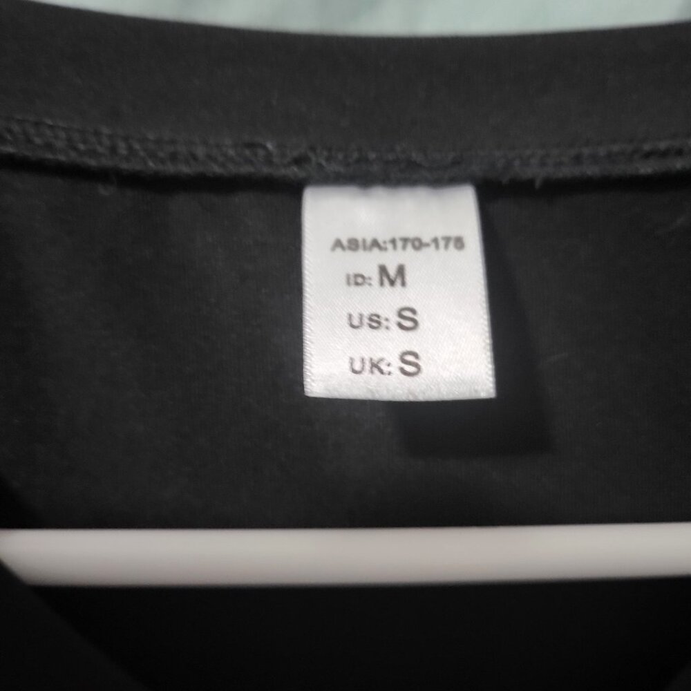 3 Pack Compression Shirts - Picture 3 of 10